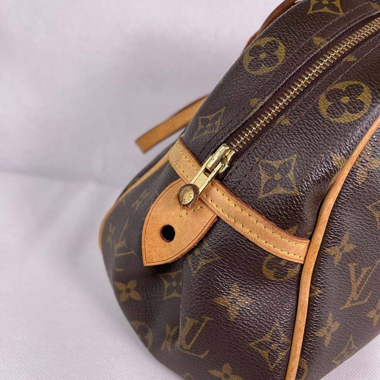 Louis Vuitton - Authenticated Montorgueil Handbag - Cloth Brown for Women, Good Condition