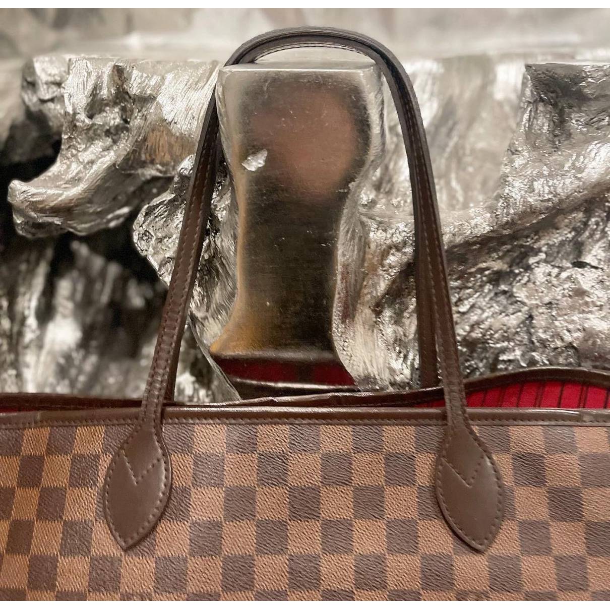 Neverfull cloth tote Louis Vuitton Brown in Cloth - 30860729