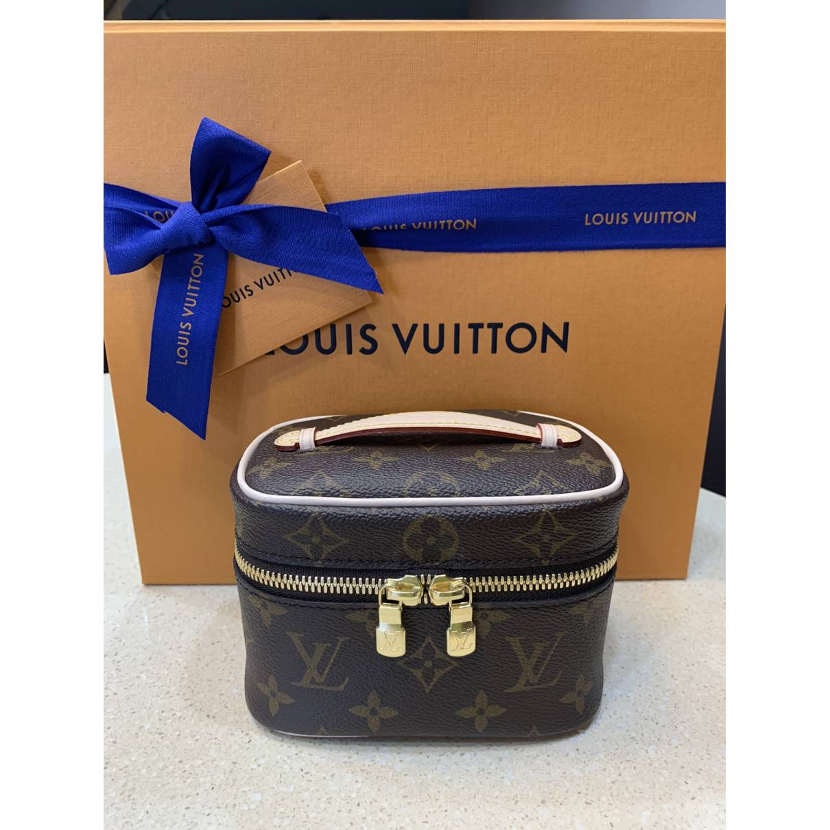 Louis Vuitton Nice Vanity Case 