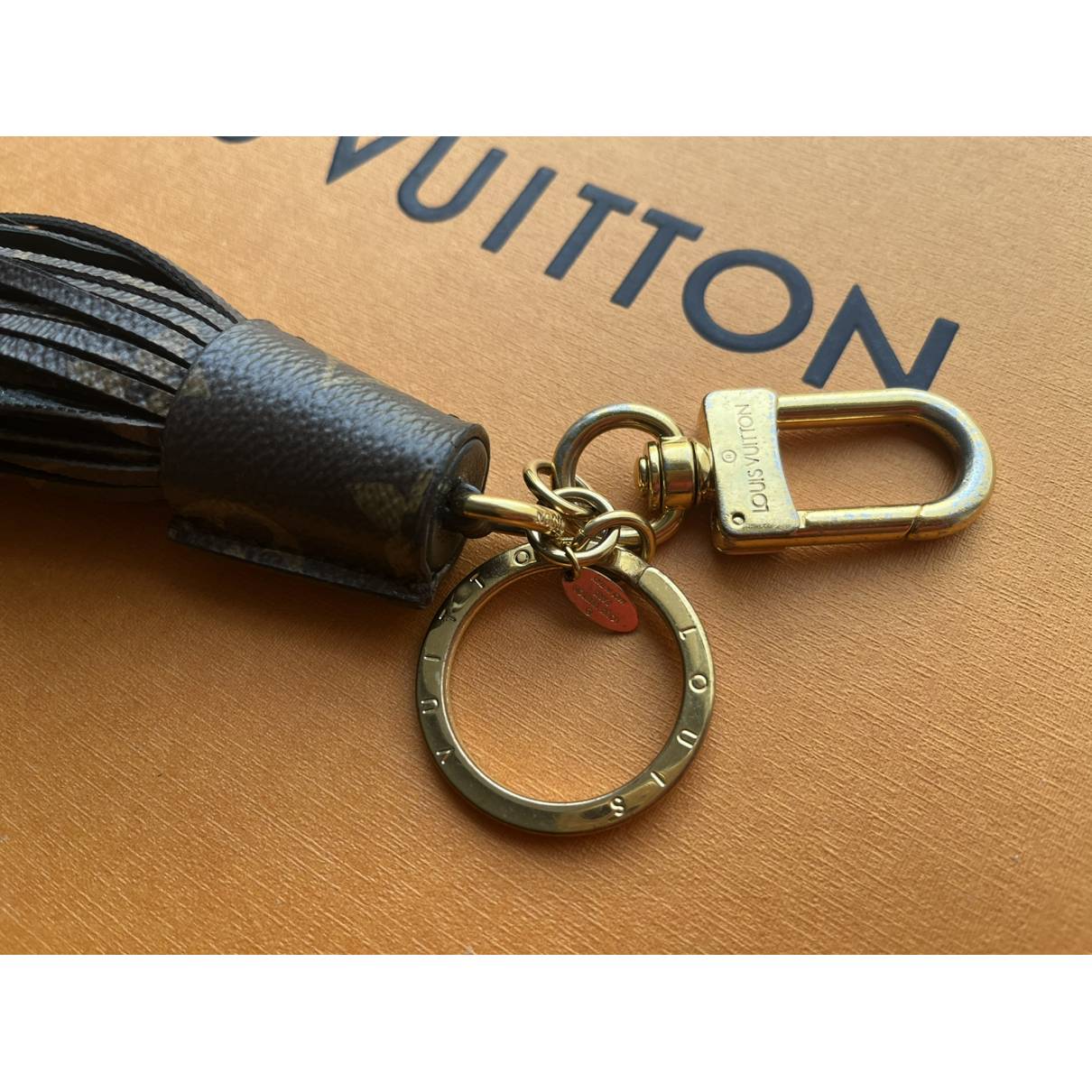 Auth LOUIS VUITTON Bottle Opener Key Ring Chain Bag Charm Black