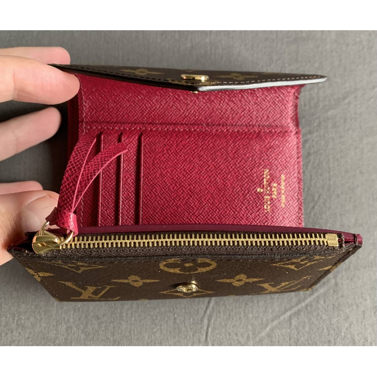 Victorine cloth wallet Louis Vuitton Brown in Cloth - 33601606
