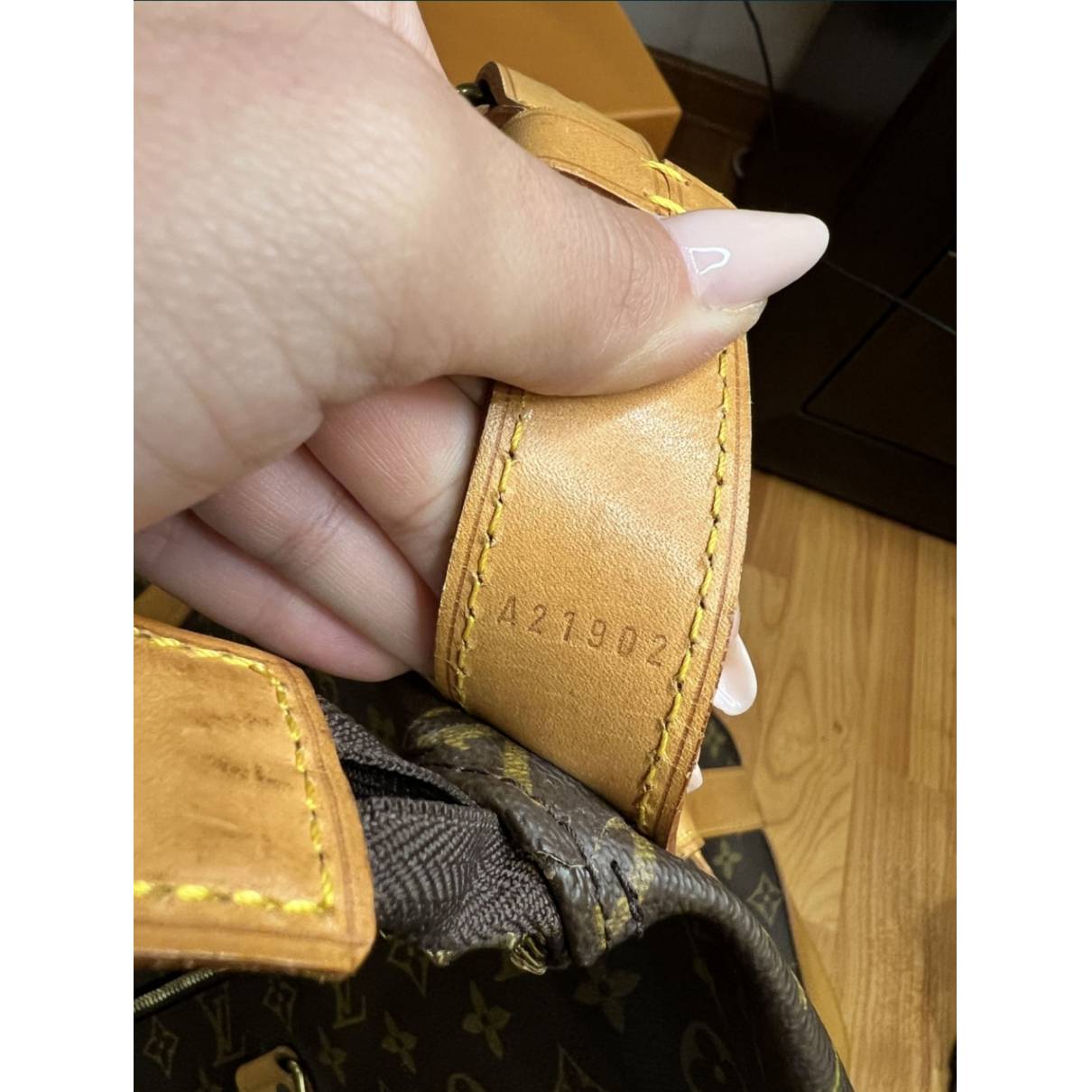Alma leather handbag Louis Vuitton Brown in Leather - 35985752