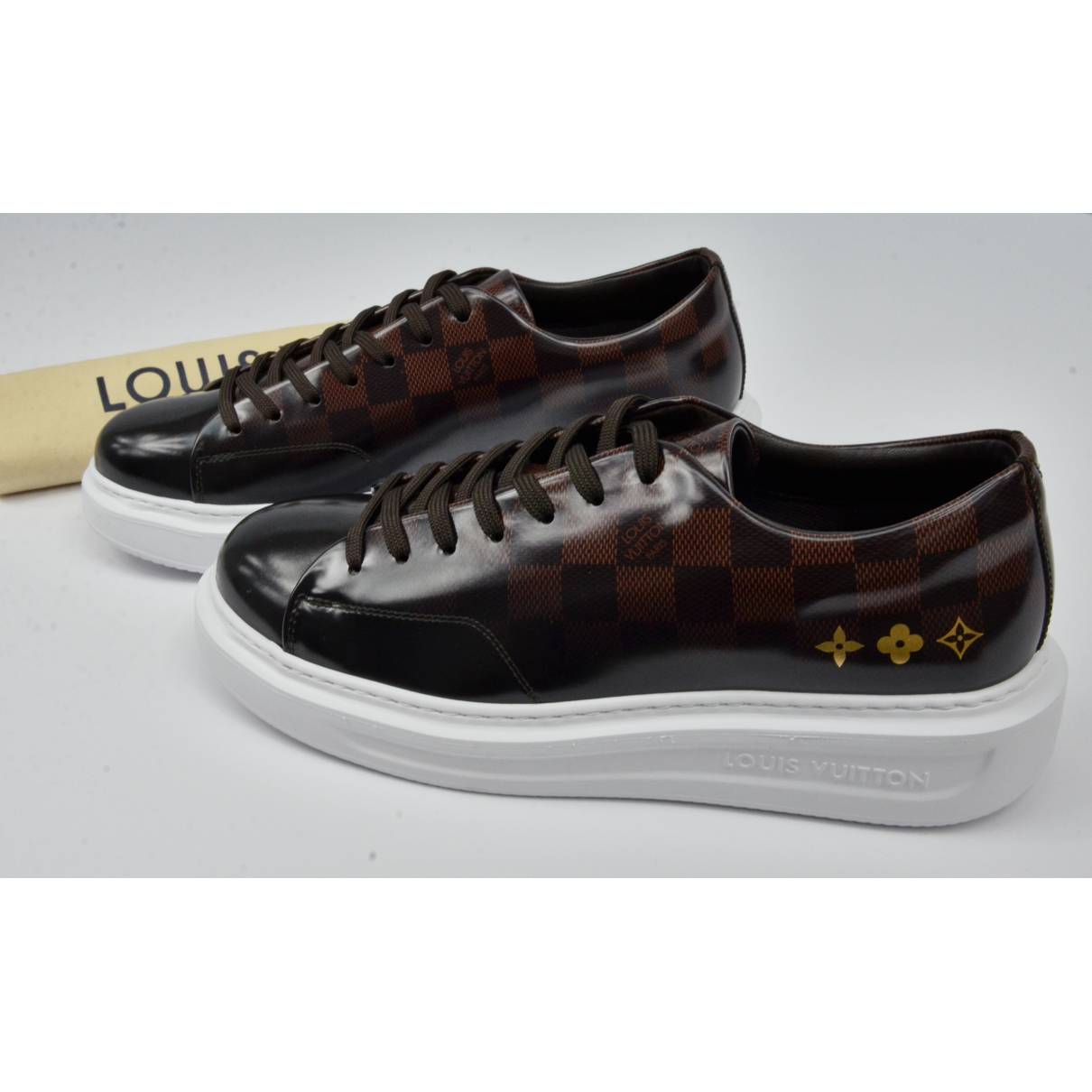 Louis Vuitton White Monogram Leather Beverly Hills Sneakers Size 44
