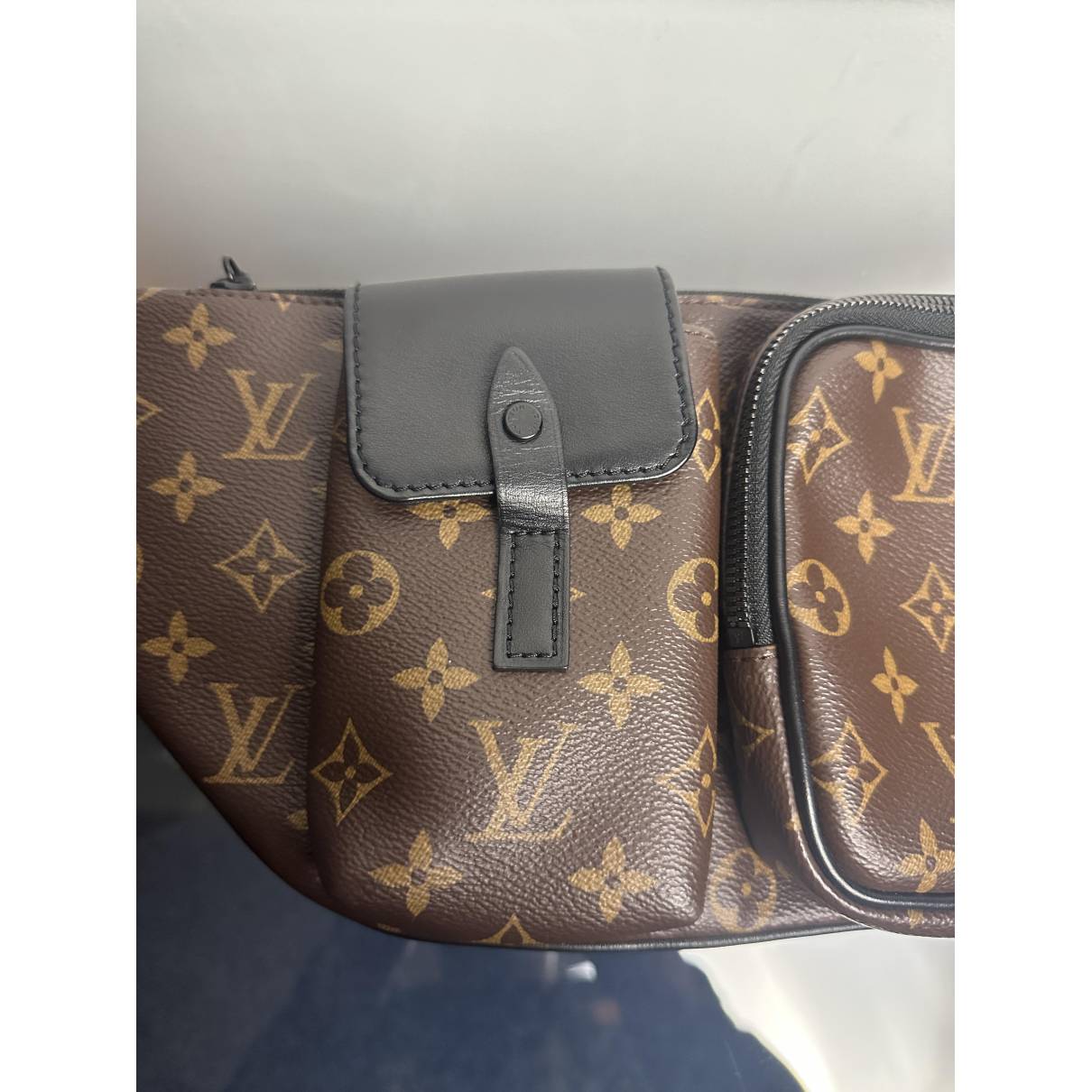 Bum bag / sac ceinture cloth handbag Louis Vuitton Brown in Fabric -  23109310