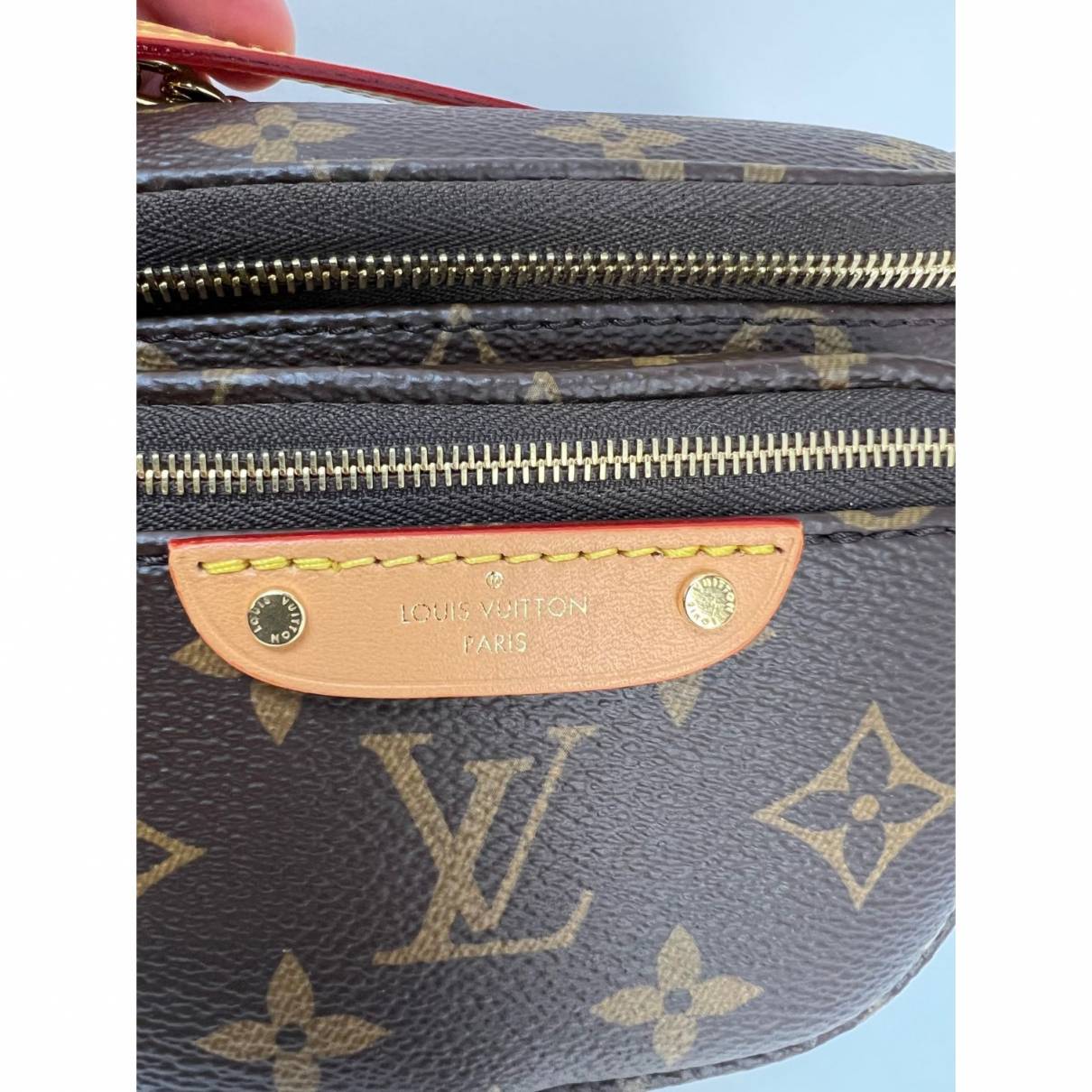 Bum bag / sac ceinture cloth handbag Louis Vuitton Brown in Cloth - 31696017
