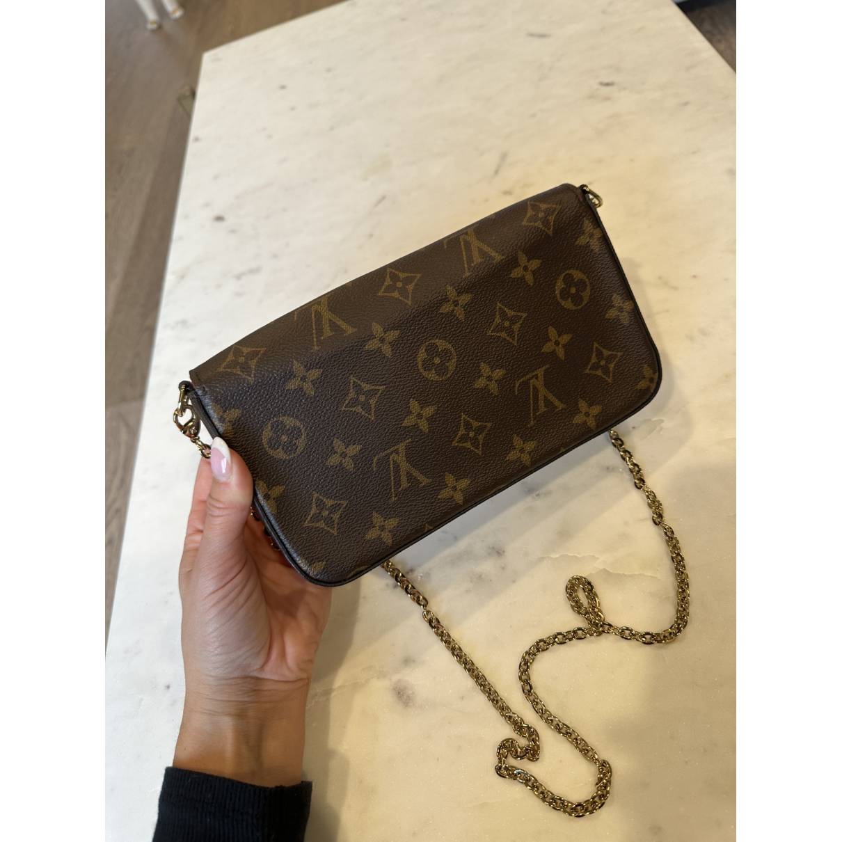 Louis Vuitton Félicie Leather Handbag