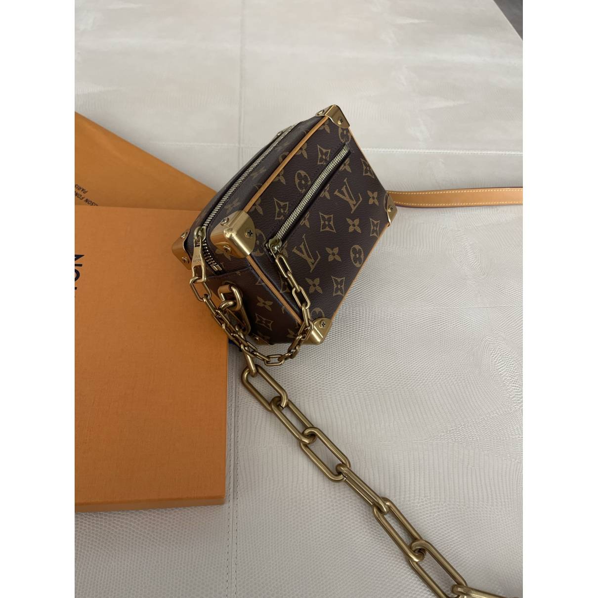 Leather bag Louis Vuitton Brown in Leather - 31782366