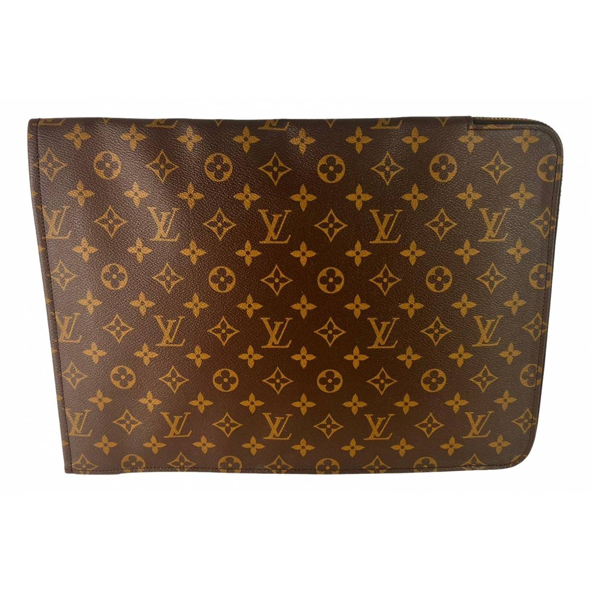 Leather clutch bag Louis Vuitton Brown in Leather - 34418255