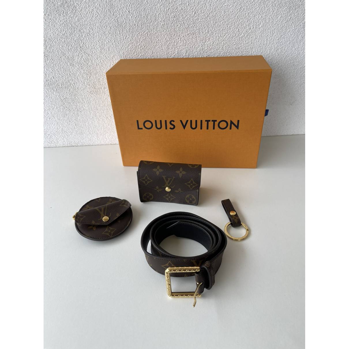 Louis Vuitton Daily Multi Pocket Belt Monogram Canvas Medium 70 Brown