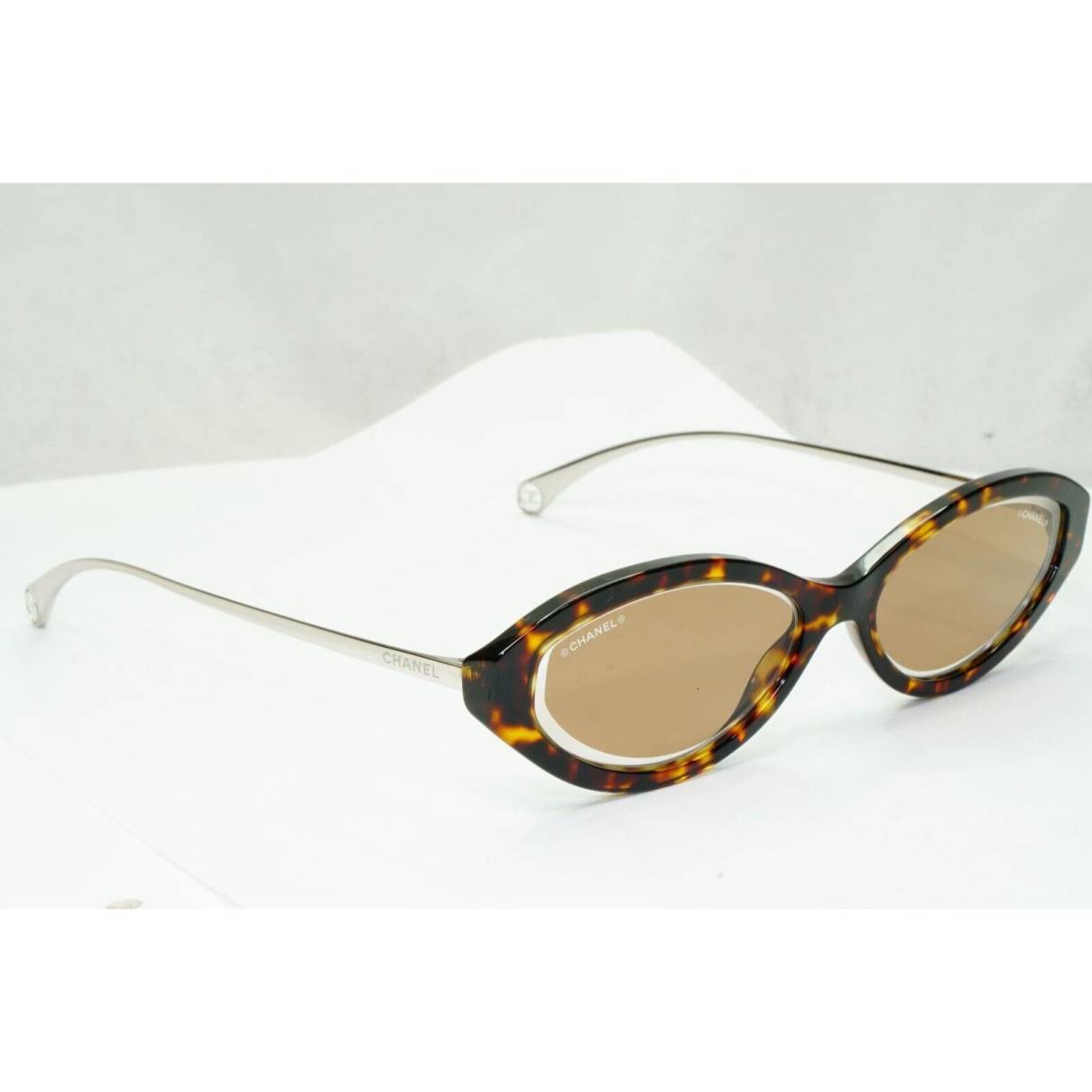Sunglasses Chanel Brown in Plastic - 33723630