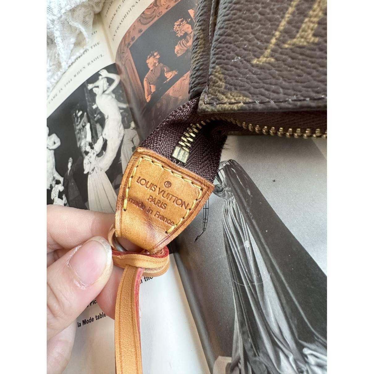 Multi pochette accessoires leather handbag Louis Vuitton Brown in Leather -  35403372