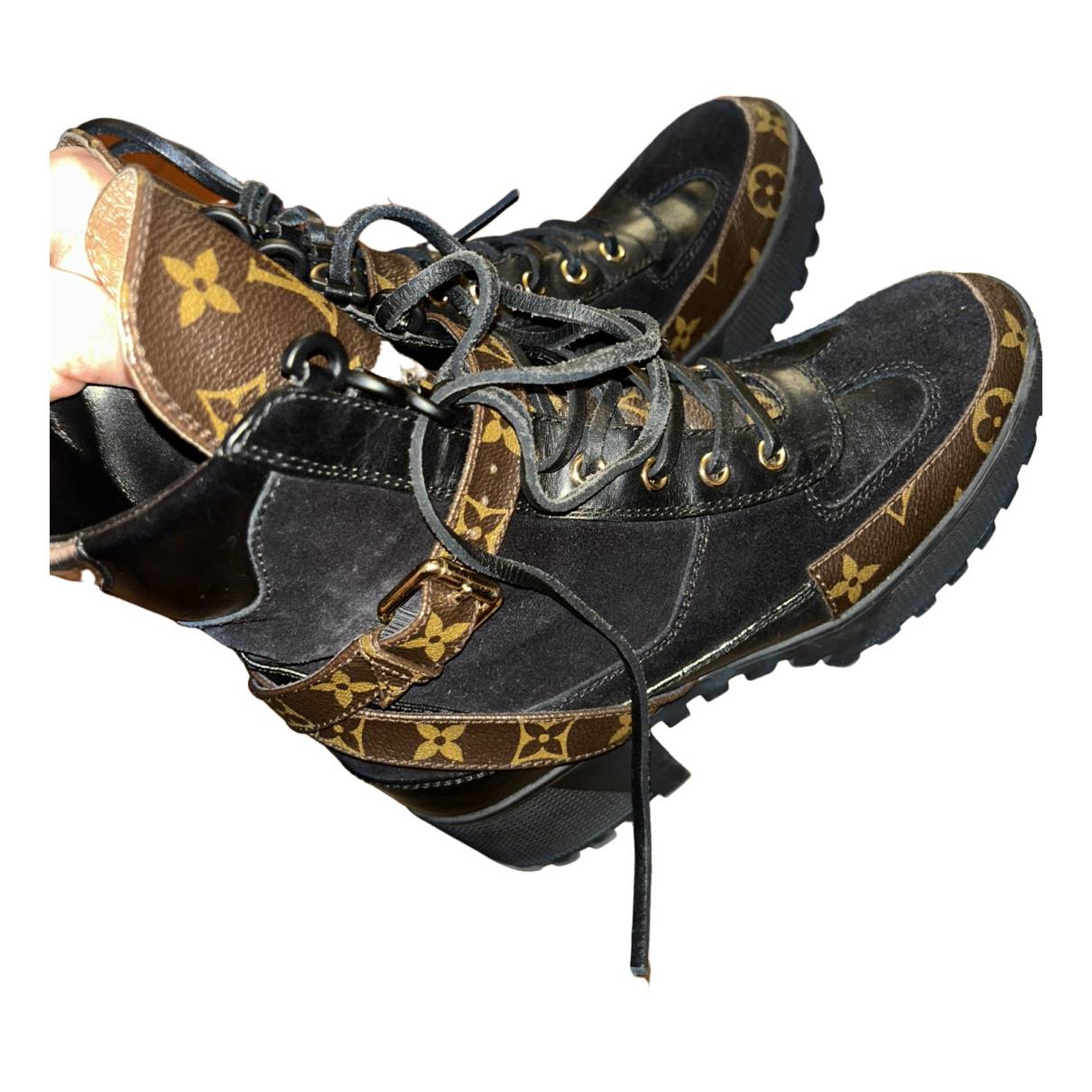 Laureate ankle leather biker boots Louis Vuitton Black size 37 EU in  Leather - 23511711