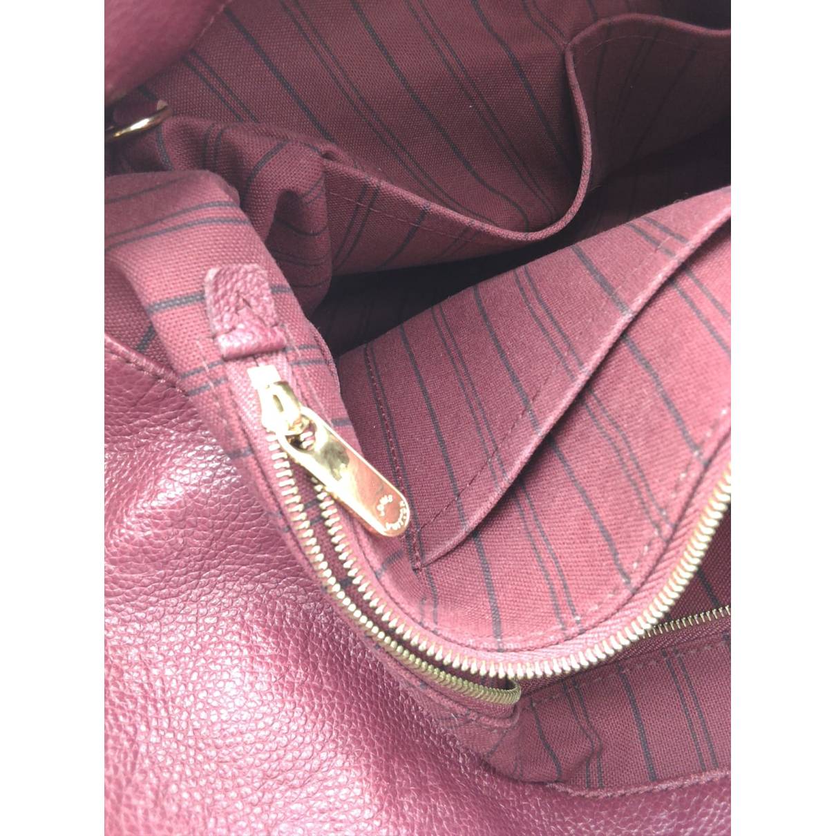 Artsy leather handbag Louis Vuitton Burgundy in Leather - 36021955