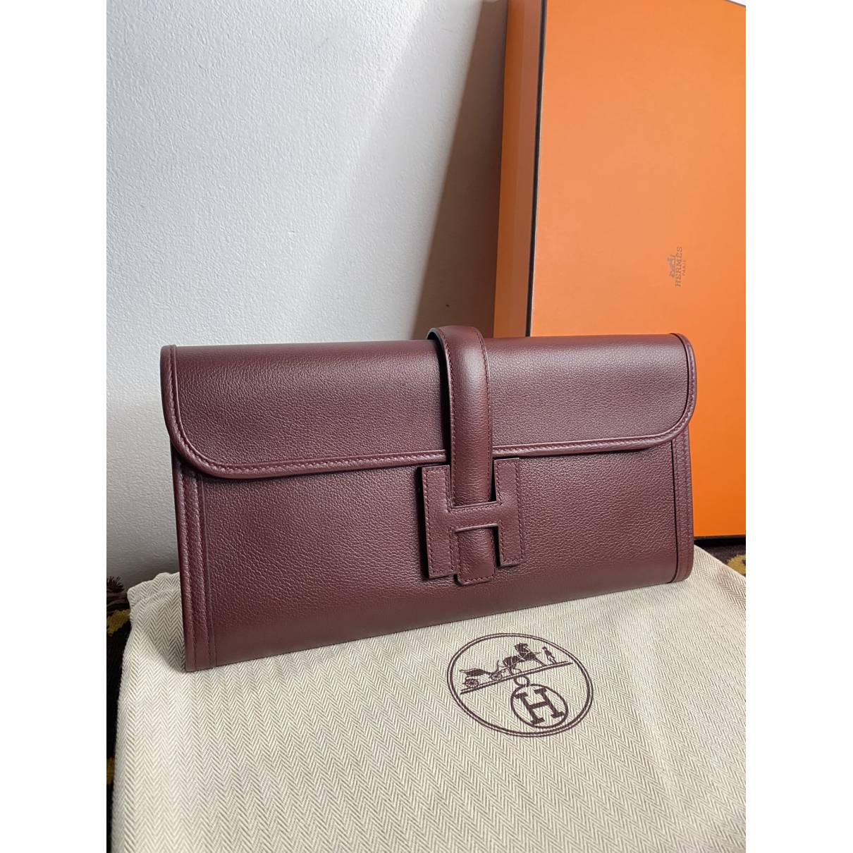 Hermès - Authenticated Jige Clutch Bag - Leather Burgundy for Women, Very Good Condition