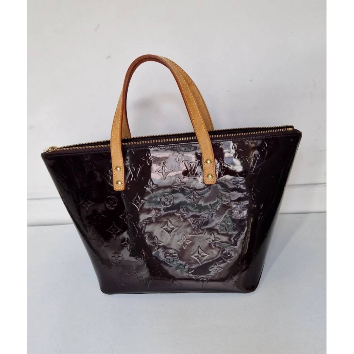 Patent leather handbag Louis Vuitton Burgundy in Patent leather - 31567163