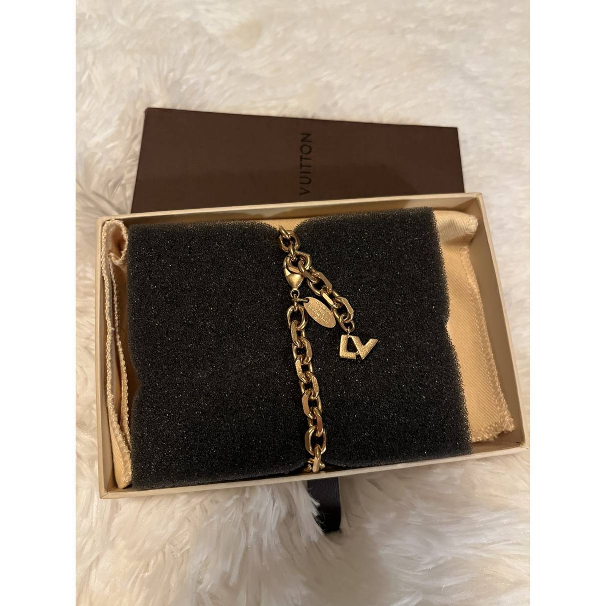 Louis Vuitton Fall In Love Bracelet - Gold-Plated Charm, Bracelets -  LOU729508