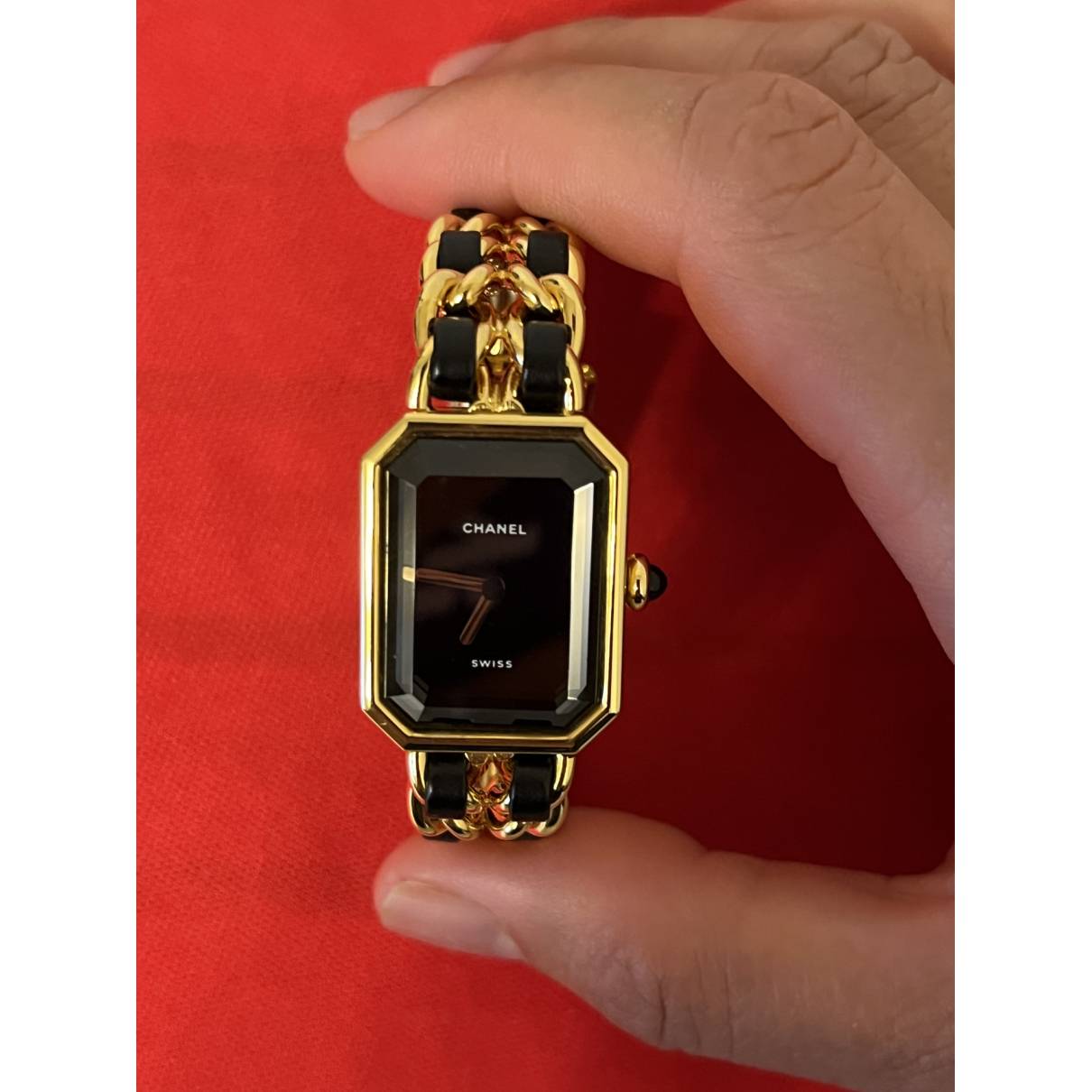 Première Mini yellow gold watch