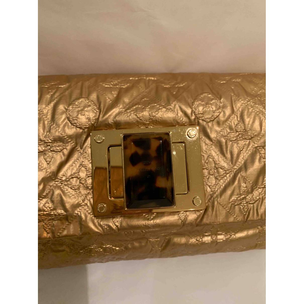 Louis Vuitton Limited Edition Altair Pochette Clutch in Monogram Jacquard  Quilted Metallic Gold Limelight - SOLD