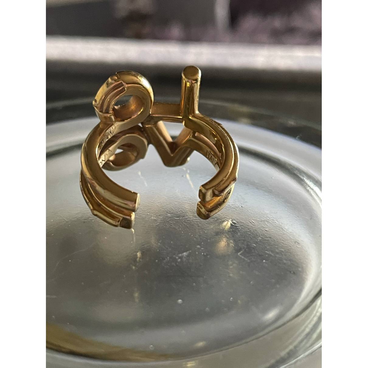 Louis Vuitton LV Symphony Ring Gold Metal. Size M