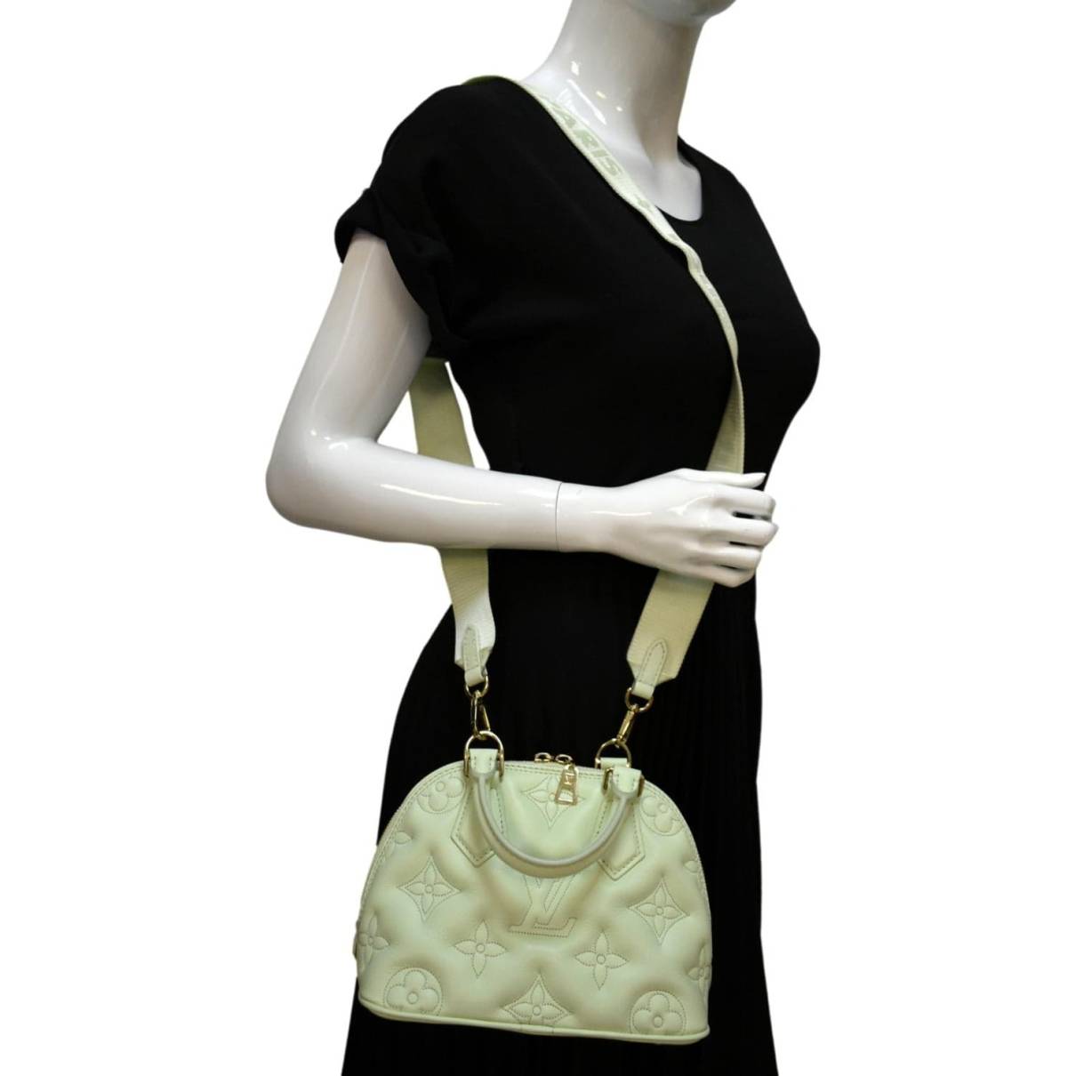 New (pre-loved) Alma BB! : r/handbags