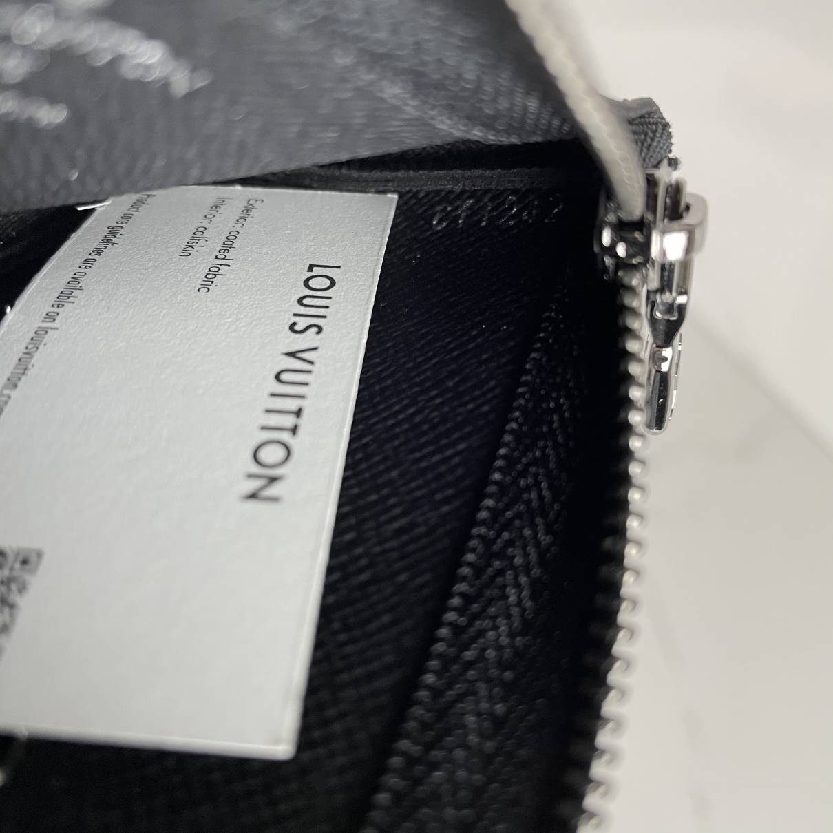 Key pouch cloth small bag Louis Vuitton Grey in Cloth - 29629288