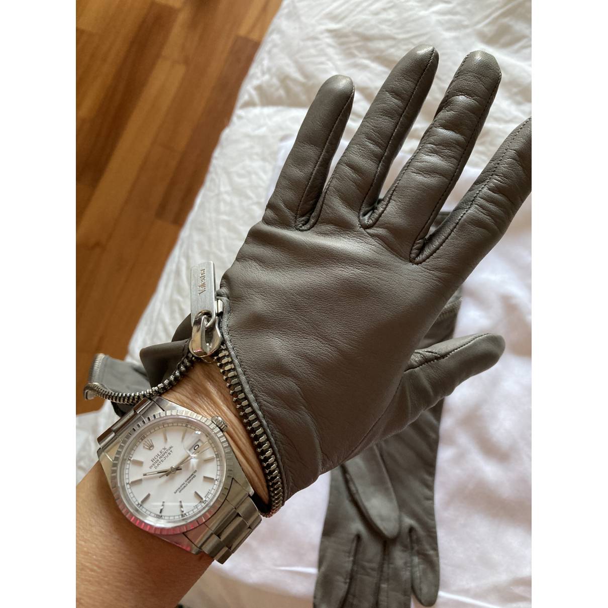 Leather gloves Valextra