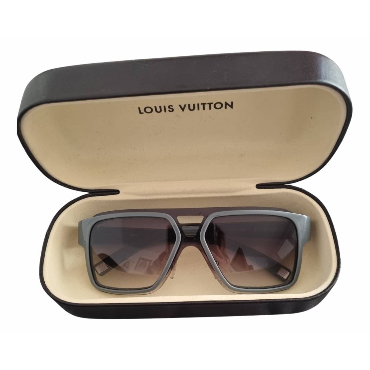 Louis Vuitton Sunglasses  Buy or Sell your Designer Sunglasses for men -  Vestiaire Collective