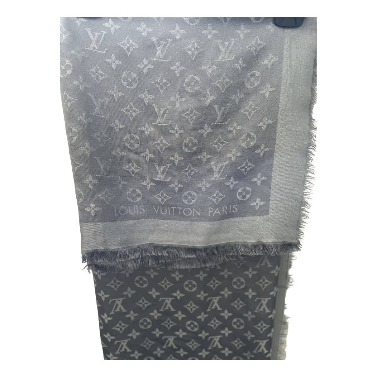 Châle monogram shine scarf Louis Vuitton Grey in Polyester - 35850877
