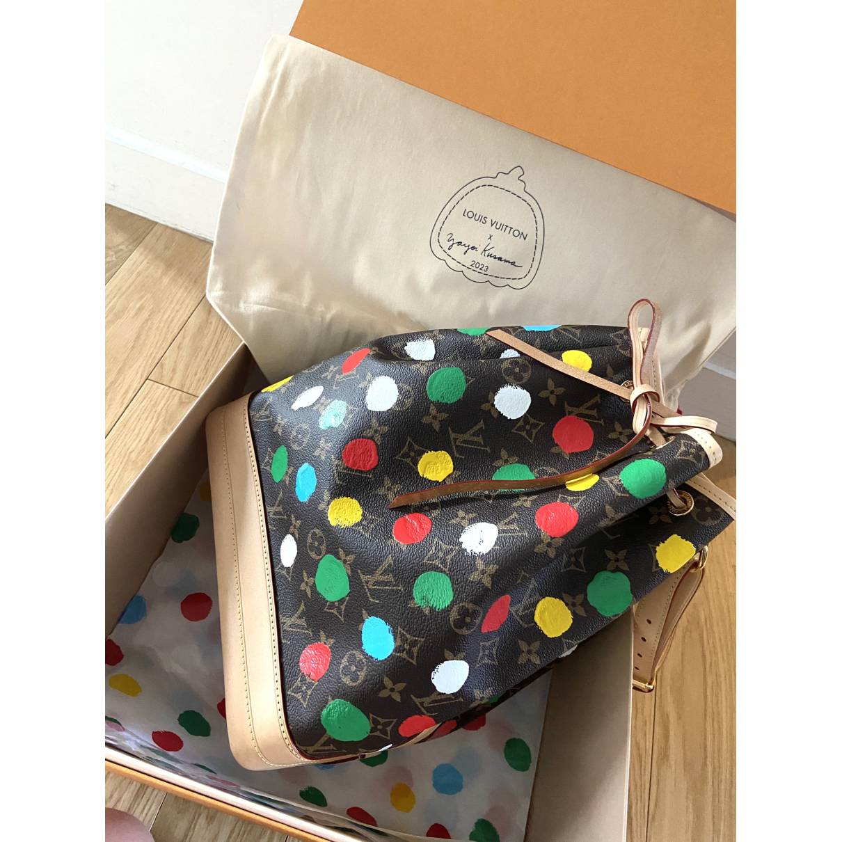 Cloth handbag Louis Vuitton x Yayoi Kusama Multicolour in Cloth - 32567159
