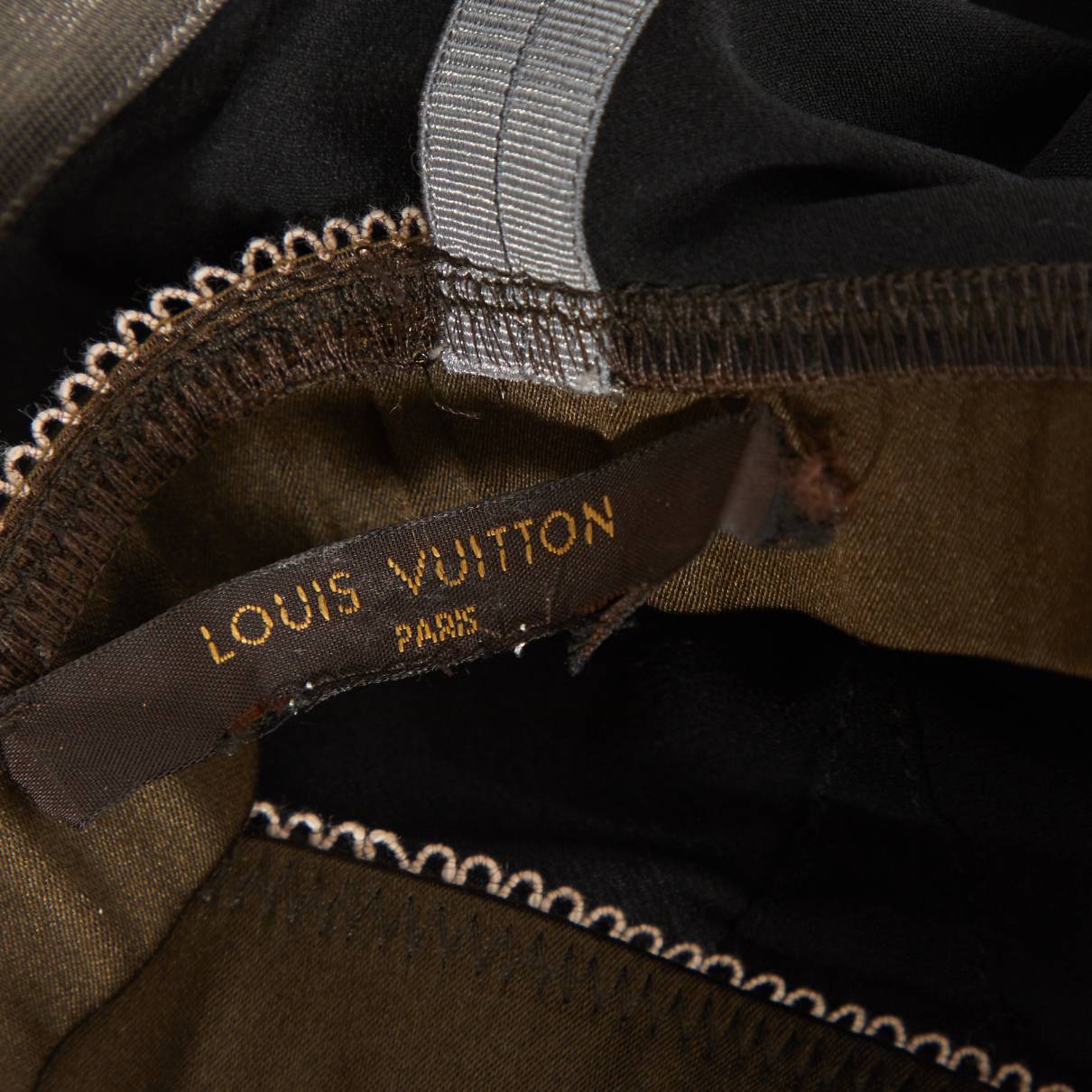 Silk bra Louis Vuitton Multicolour in Silk - 25529035