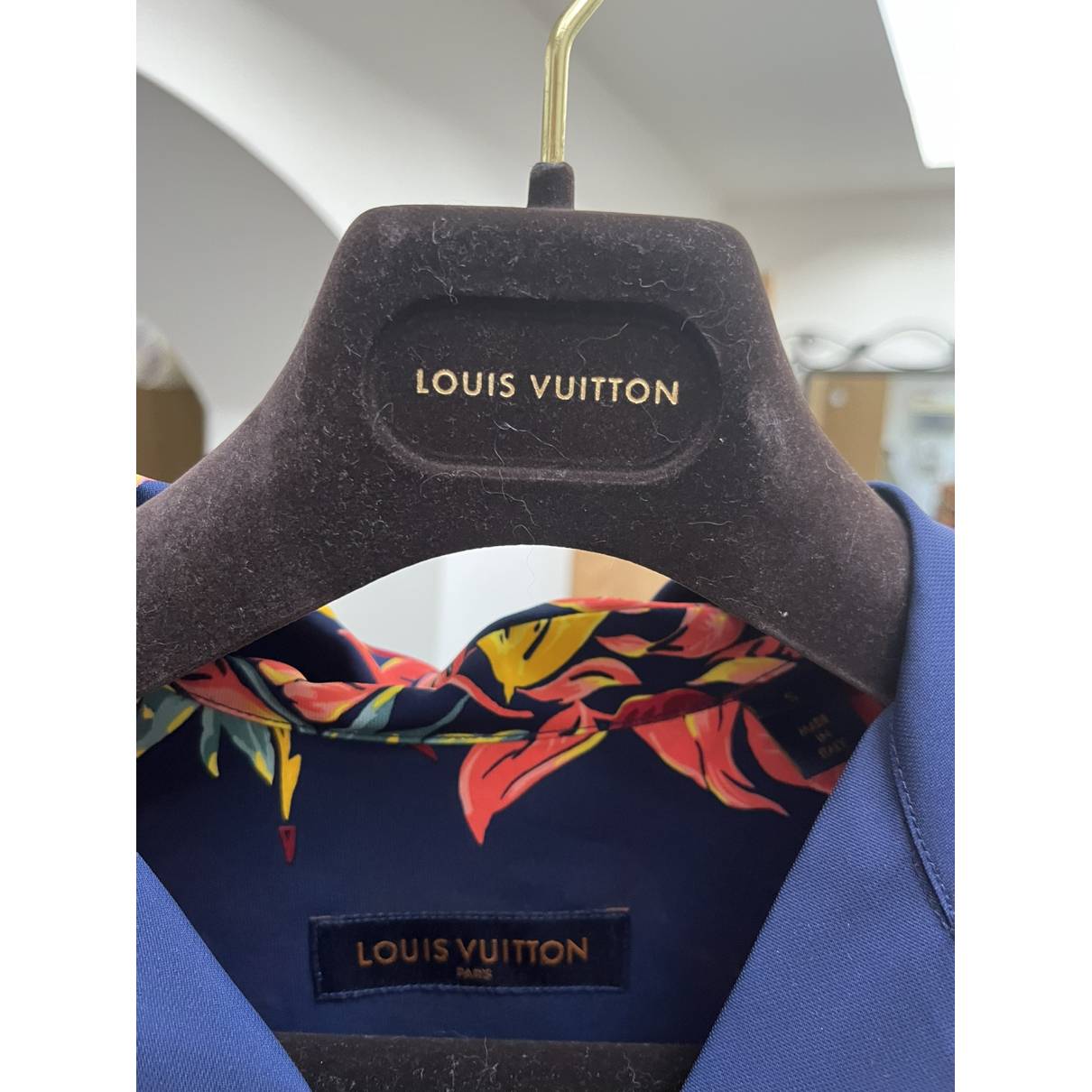 Silk shirt Louis Vuitton Multicolour size M International in Silk - 23955624