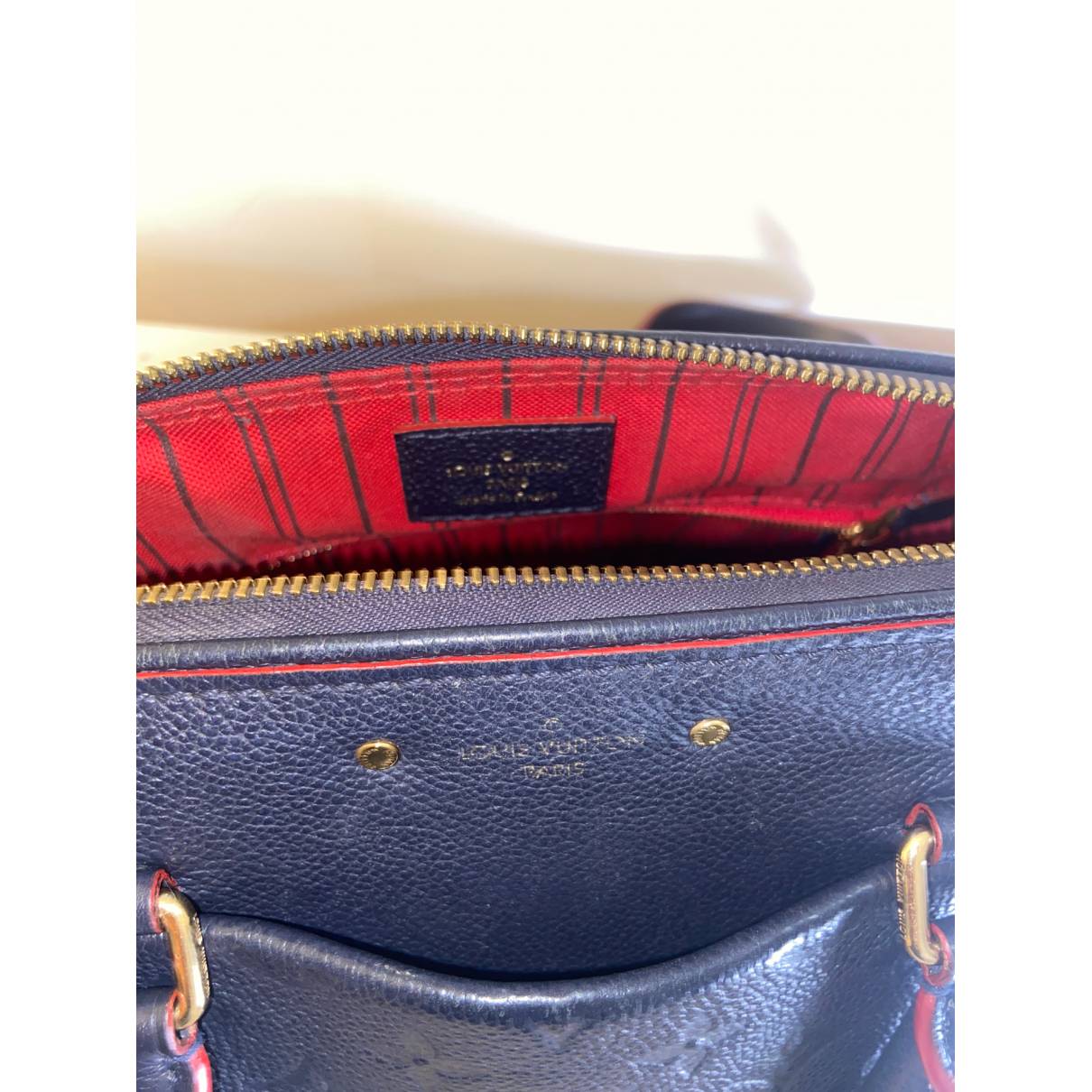 Louis Vuitton - Authenticated Speedy Bandoulière Handbag - Leather Navy Plain for Women, Very Good Condition