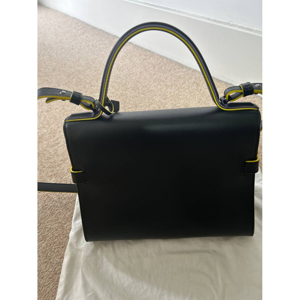 Delvaux - Authenticated Tempête Handbag - Leather Navy Plain for Women, Very Good Condition