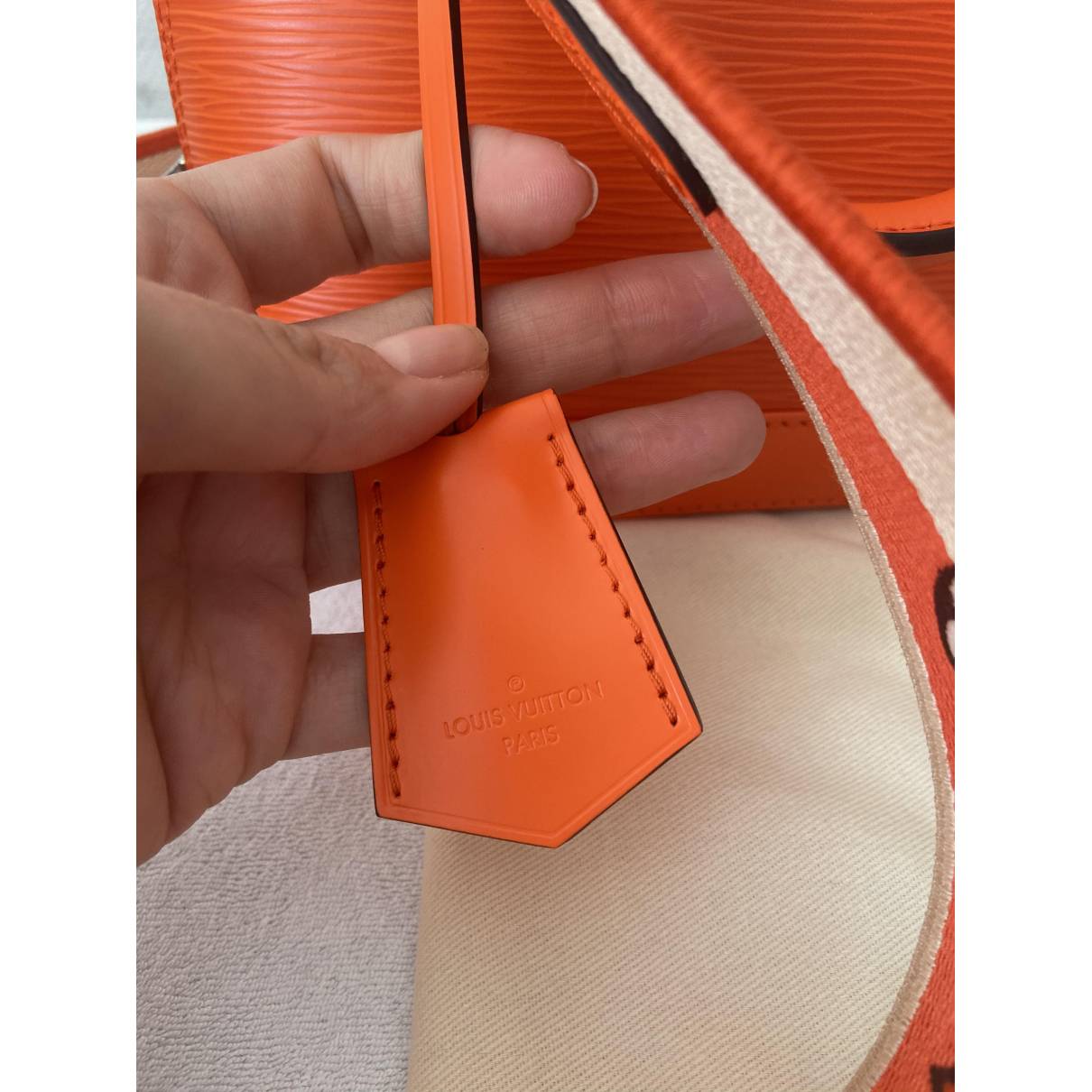 Louis Vuitton - Authenticated Alma BB Handbag - Leather Orange Plain For Woman, Never Worn