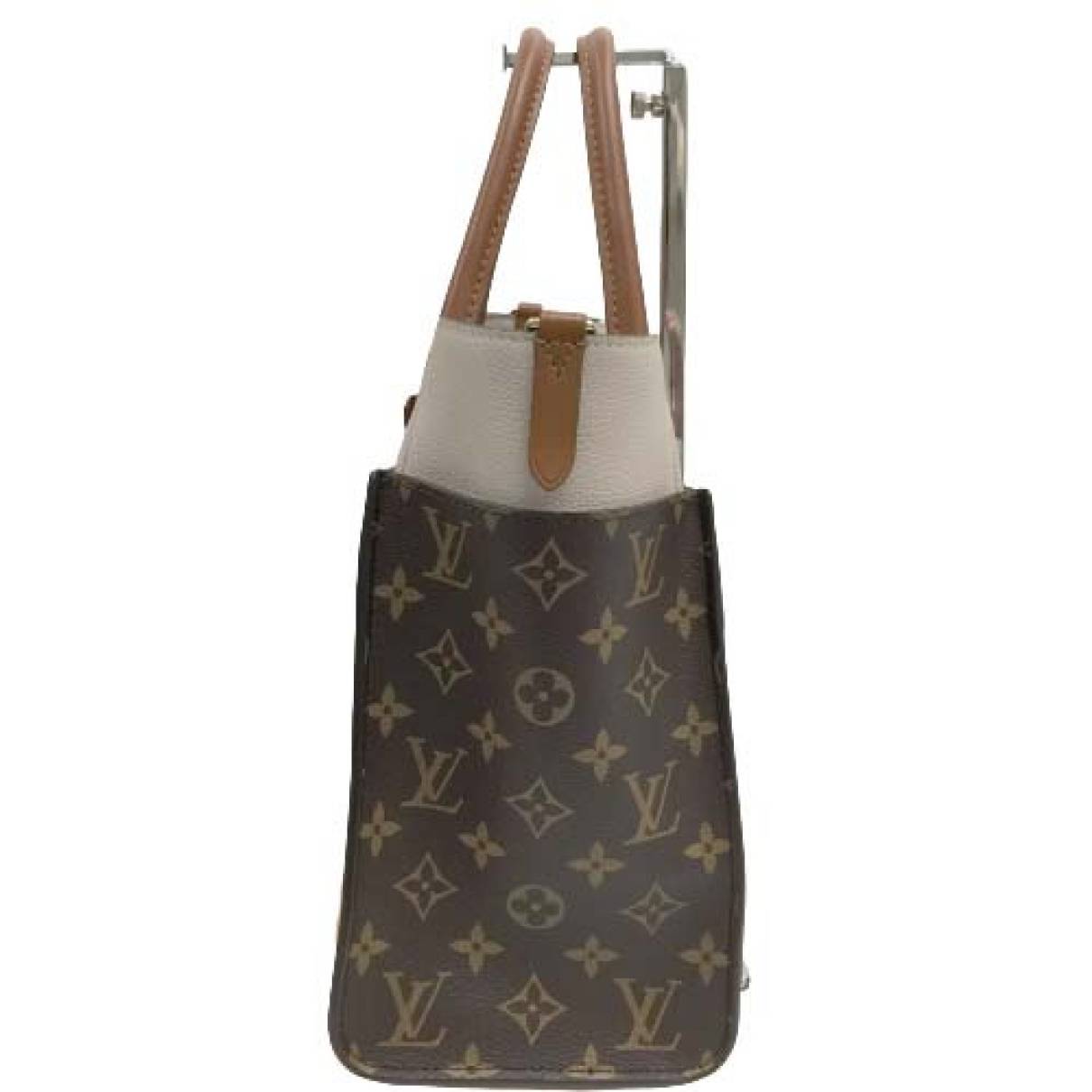 Louis Vuitton Authenticated on My Side Handbag