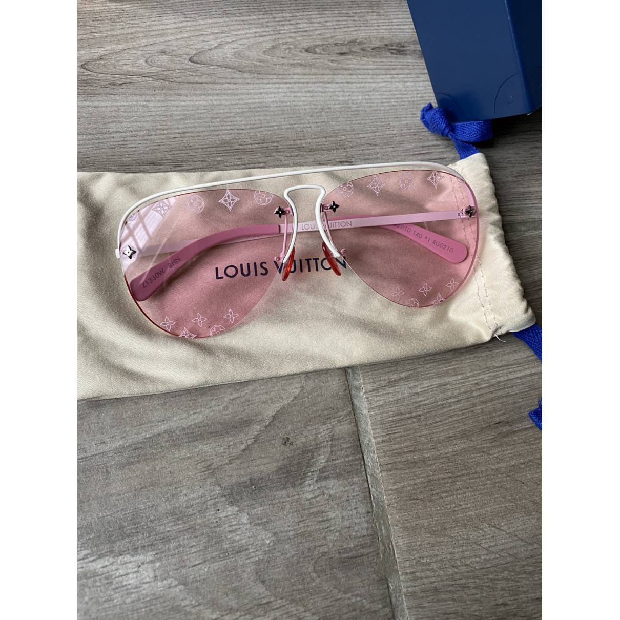 Aviator sunglasses Louis Vuitton Pink in Other - 22159661