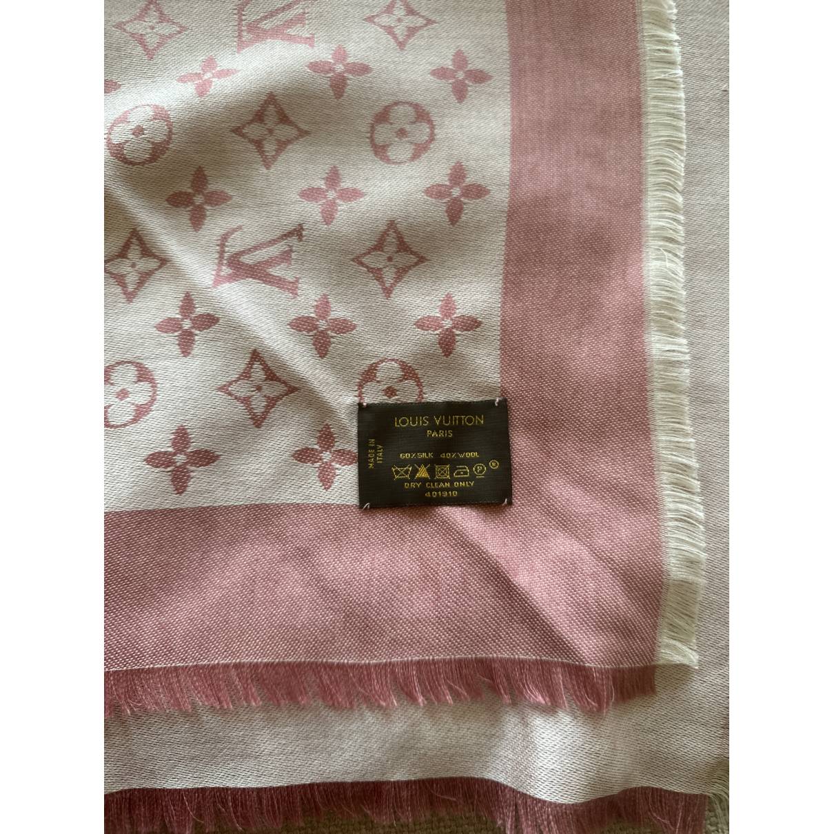 Châle monogram silk scarf Louis Vuitton Red in Silk - 21101763