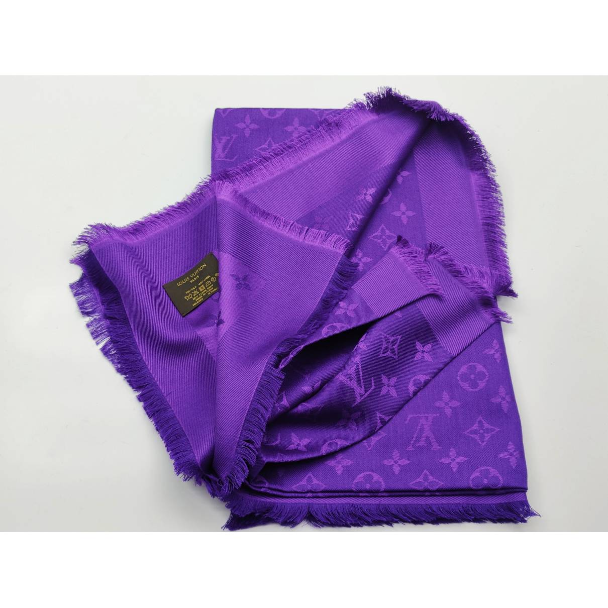 Châle monogram silk scarf Louis Vuitton Purple in Silk - 33210681