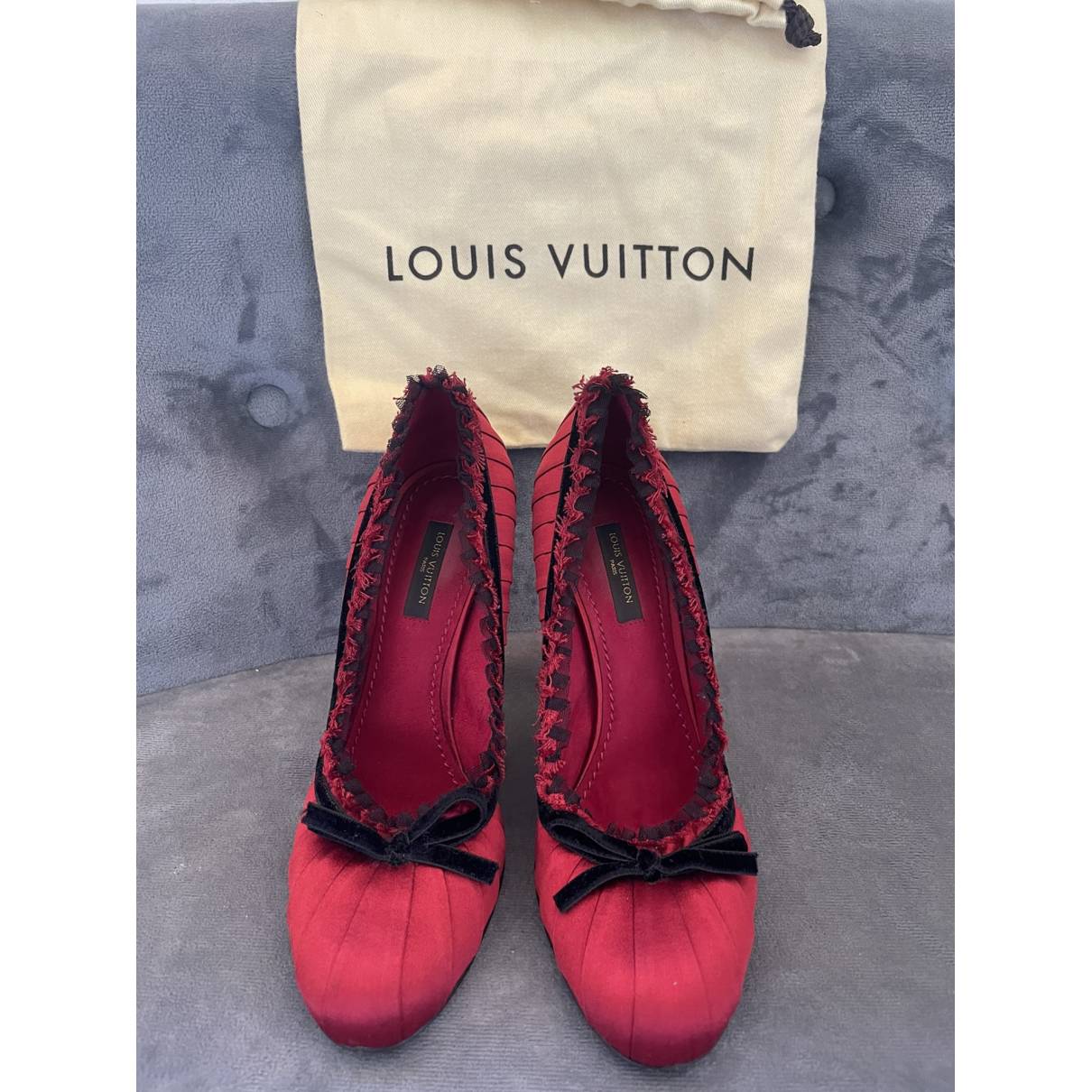 Cloth heels Louis Vuitton Red size 36.5 EU in Cloth - 22214983