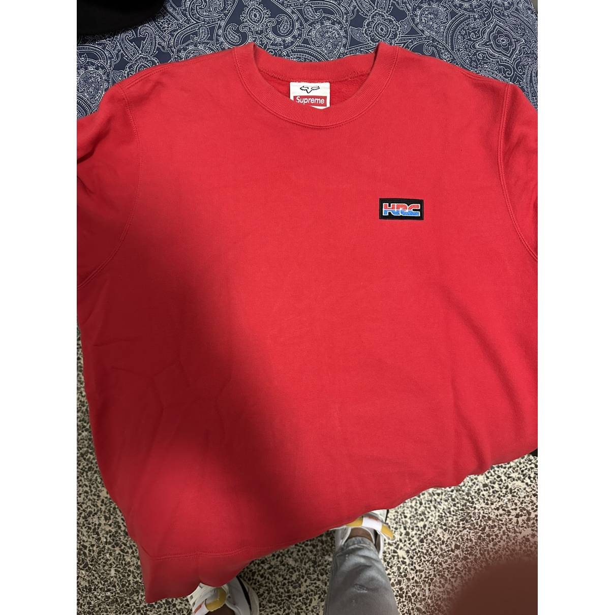 Supreme - Authenticated Sweatshirt - Cotton Red for Men, Very Good Condition