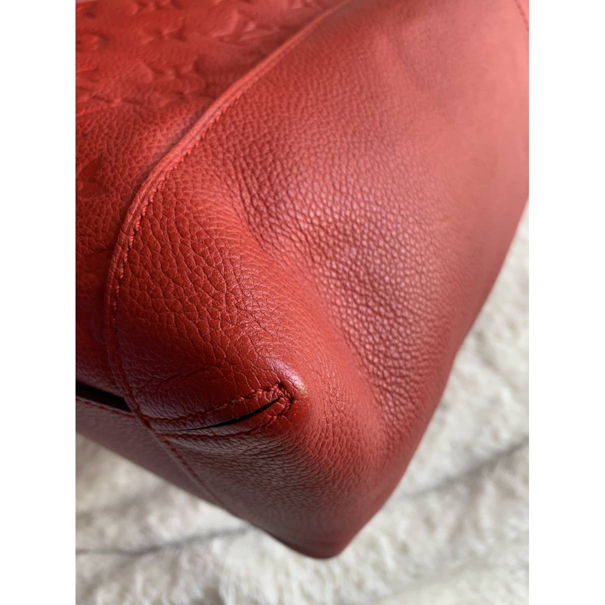 Louis Vuitton - Authenticated Bagatelle Handbag - Leather Red Plain For Woman, Very Good Condition