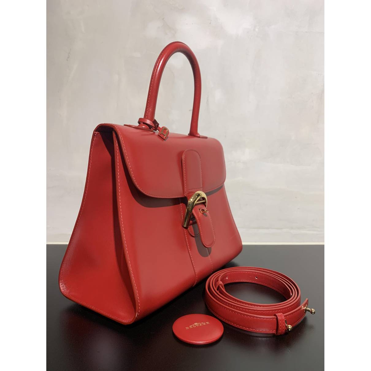 Delvaux - Authenticated Brillant Handbag - Leather Red Plain for Women, Very Good Condition