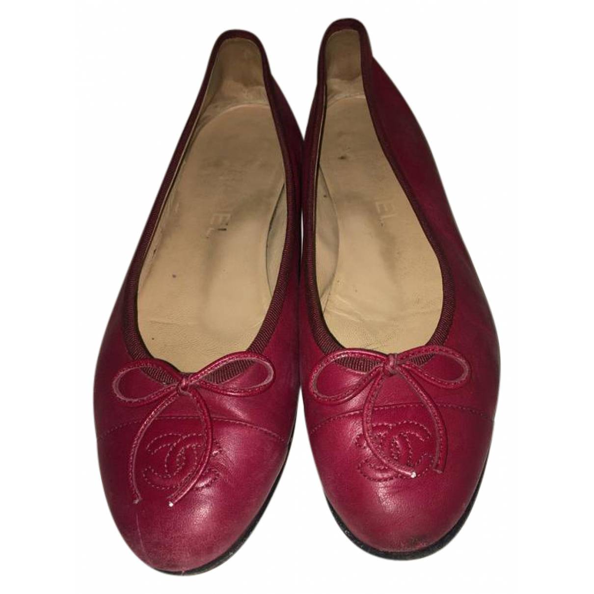 Leather ballet flats Chanel Red size 38.5 EU in Leather - 26075644