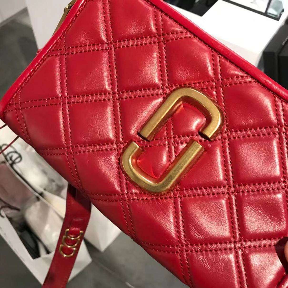 Marc Jacobs Softshot 21 Leather Crossbody Bag In Red