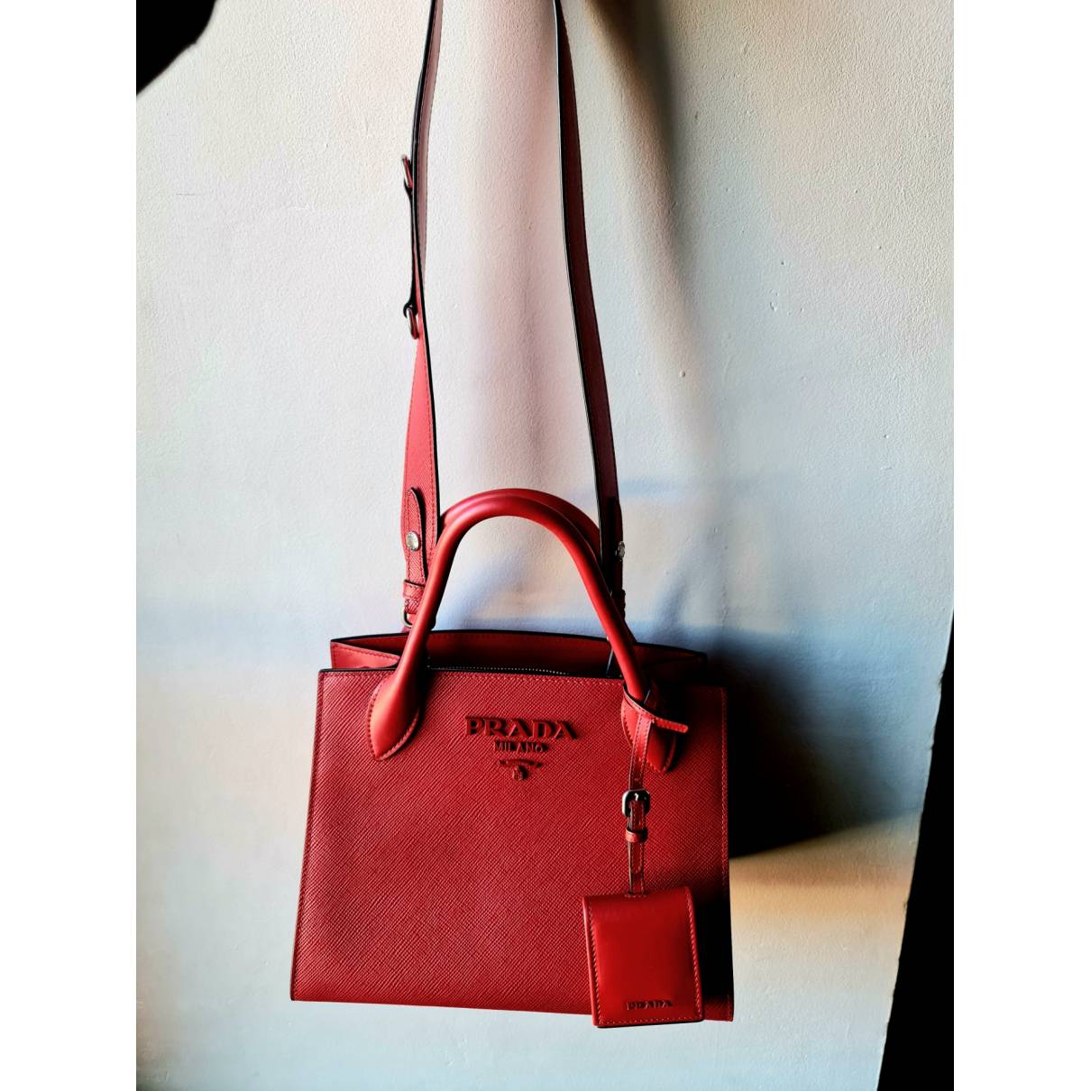 Saffiano leather crossbody bag Prada Red in Leather - 19592282