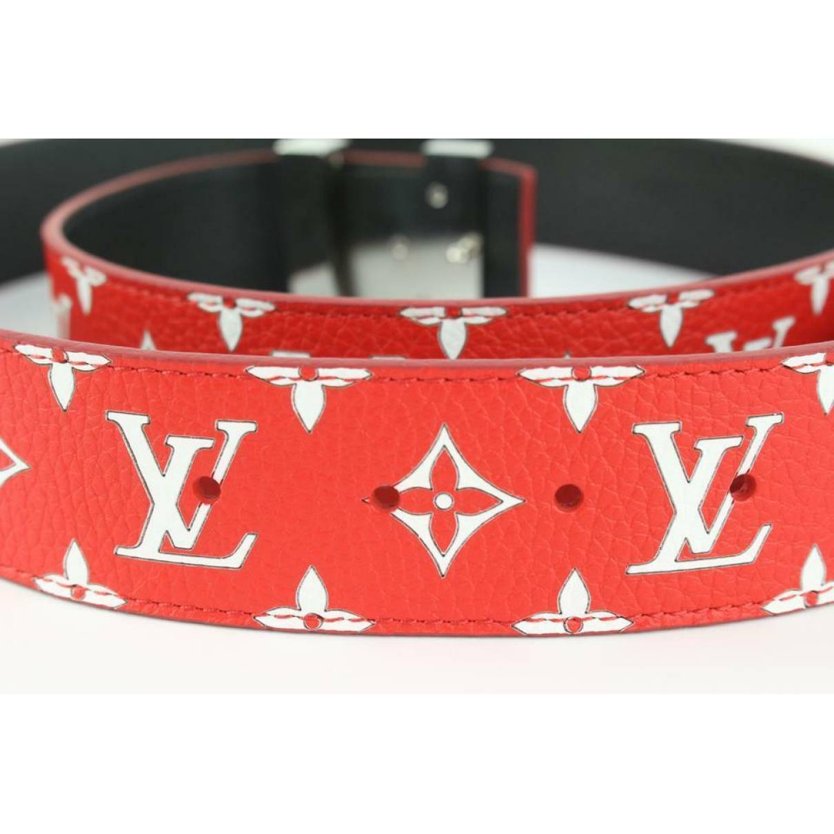 Louis Vuitton - Authenticated Belt - Red For Woman, Never Worn, with Tag