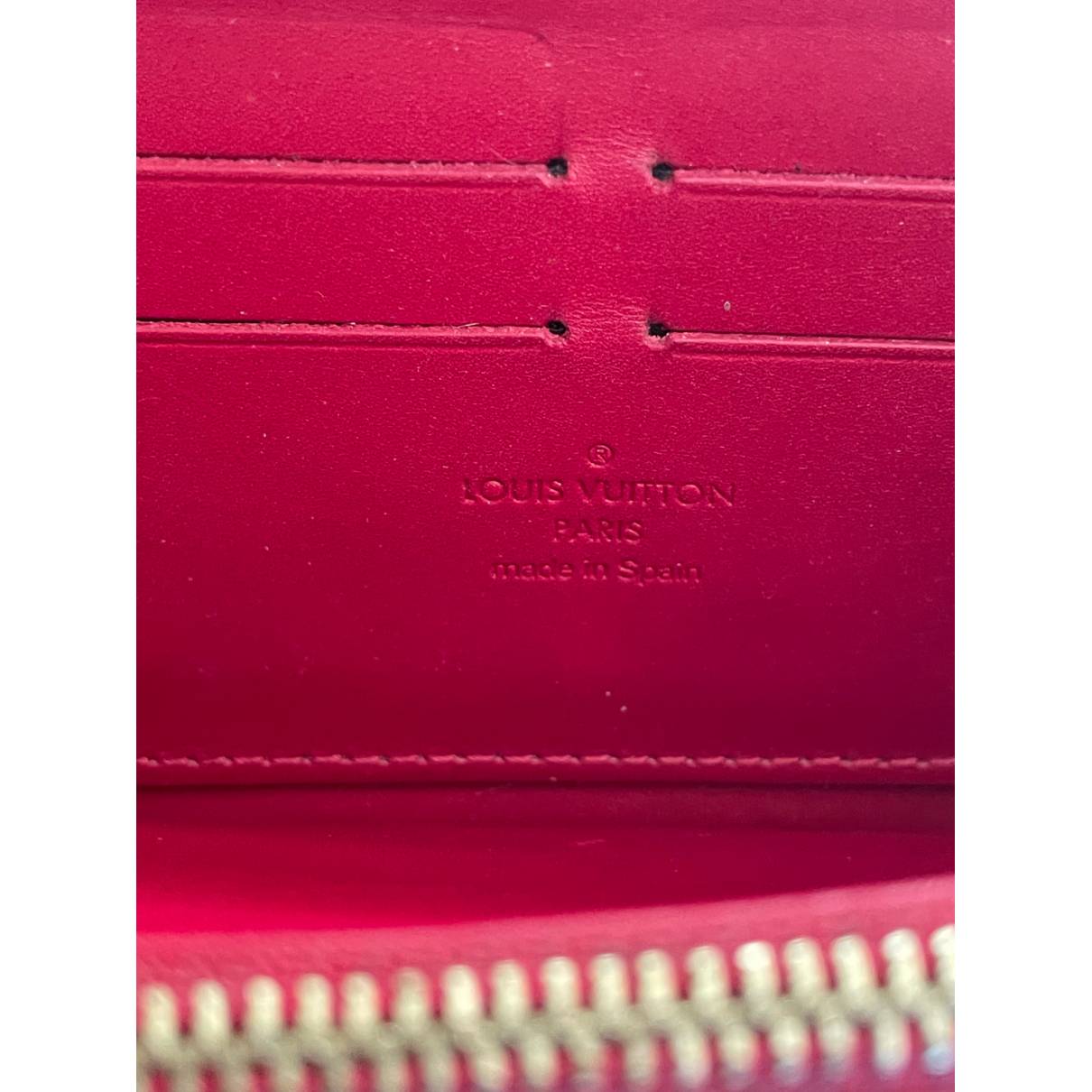 Leather wallet Louis Vuitton Red in Leather - 11711459