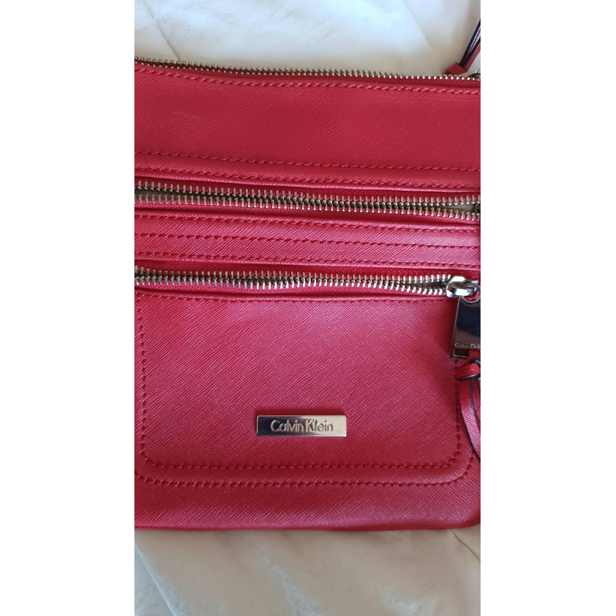 Calvin Klein Women Polyester Crossbody Bags, Red (133168)