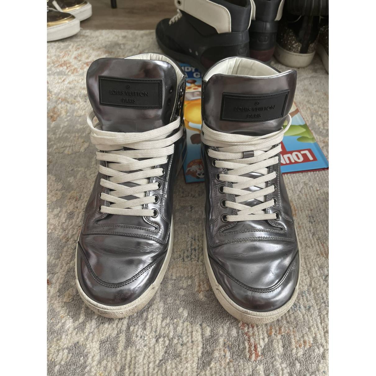 Louis Vuitton - Authenticated FRONTROW Trainer - Patent Leather Silver Plain for Men, Very Good Condition