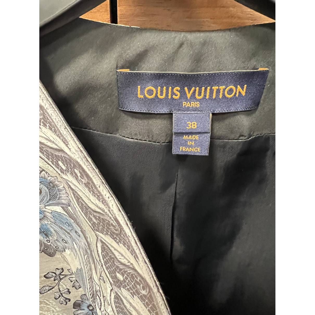 Jacket Louis Vuitton Silver size 6 US in Polyester - 25276724